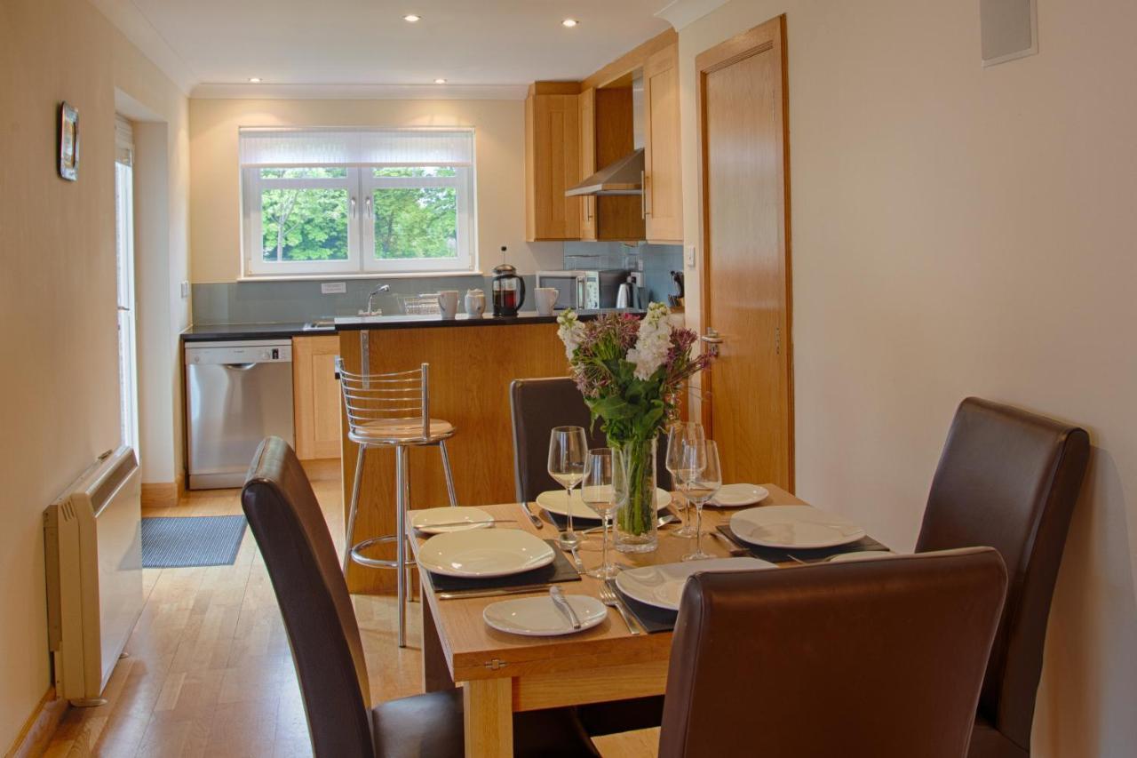 Links Apartment โบรรา ภายนอก รูปภาพ