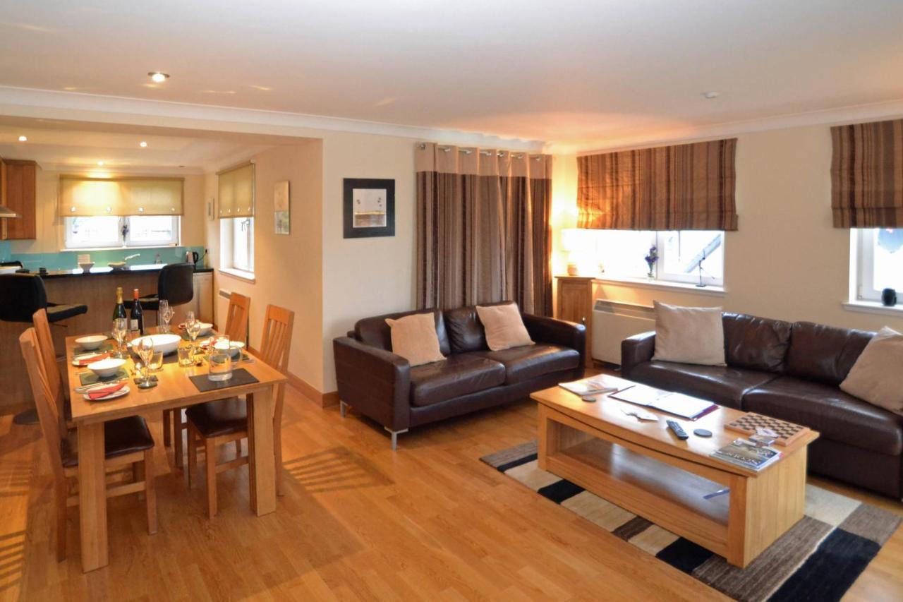 Links Apartment โบรรา ภายนอก รูปภาพ